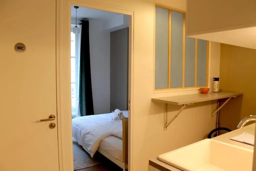 Le Parisien Gares De L'est Et Du Nord Apartament
